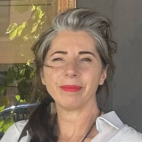 headshot.jpg